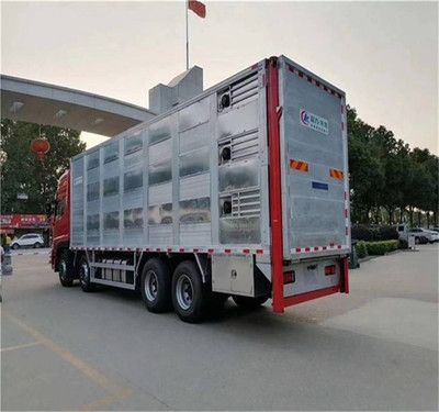 東風(fēng)天龍畜禽運(yùn)輸車與吸污車 專業(yè)車型全覽與應(yīng)用解析